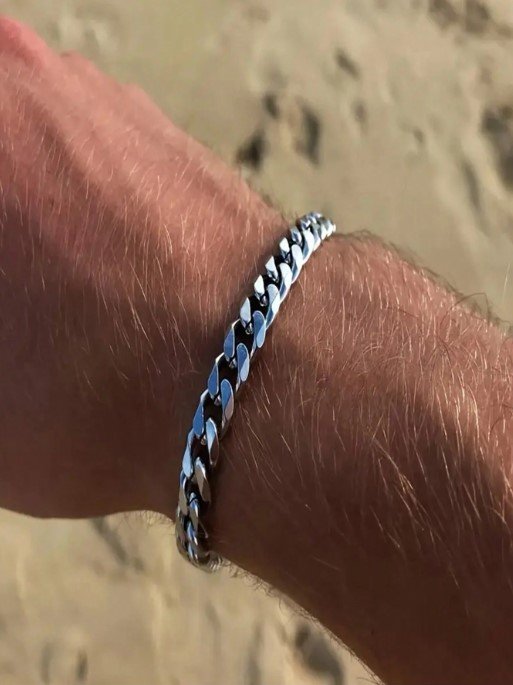 Pulsera de acero inoxidable con eslabones semi gruesos