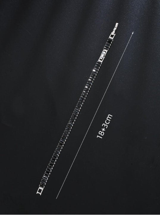 Pulsera con cubos brillantes negros