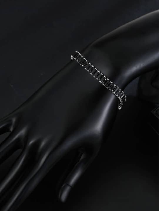 Pulsera con cubos brillantes