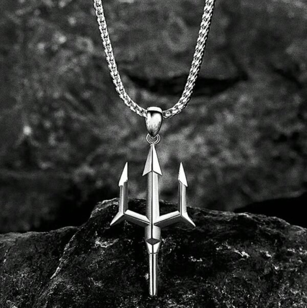 Cadena Tridente Silver para Hombre – Collar de Acero Inoxidable Estilo Poder