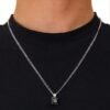 Cadena con dije cubo negro silver