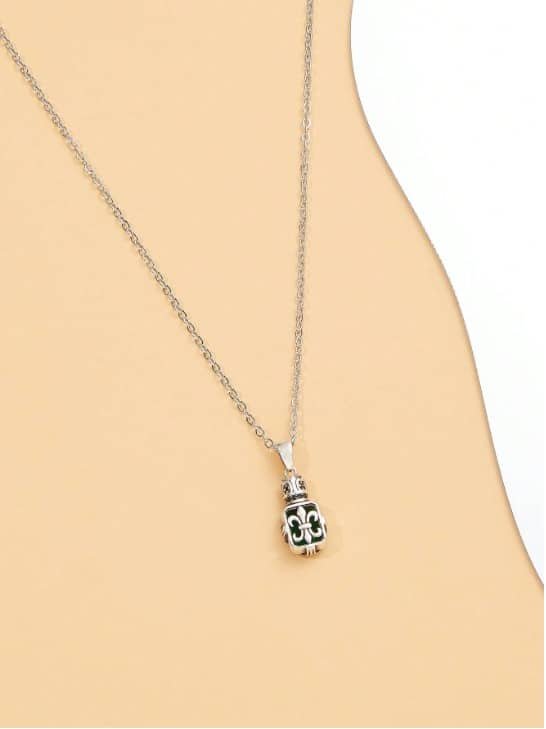 Collar de cobre con dije cubo verde